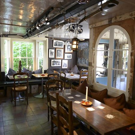 The Woolpack Inn Wavehorne 외부 사진