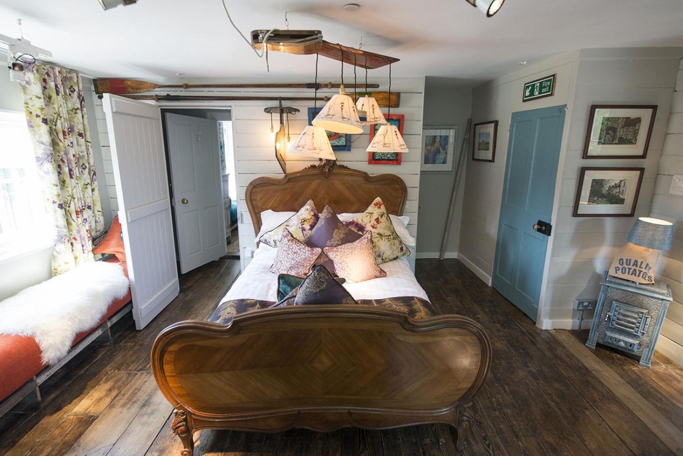 The Woolpack Inn Wavehorne 외부 사진